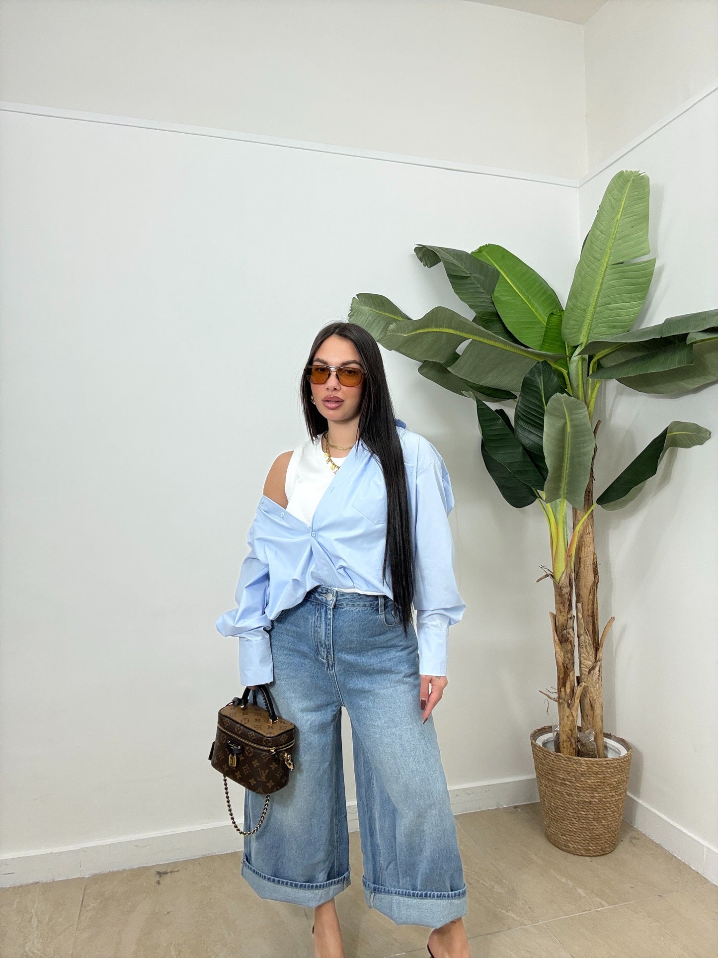 Camicia sbuffo con canotta
