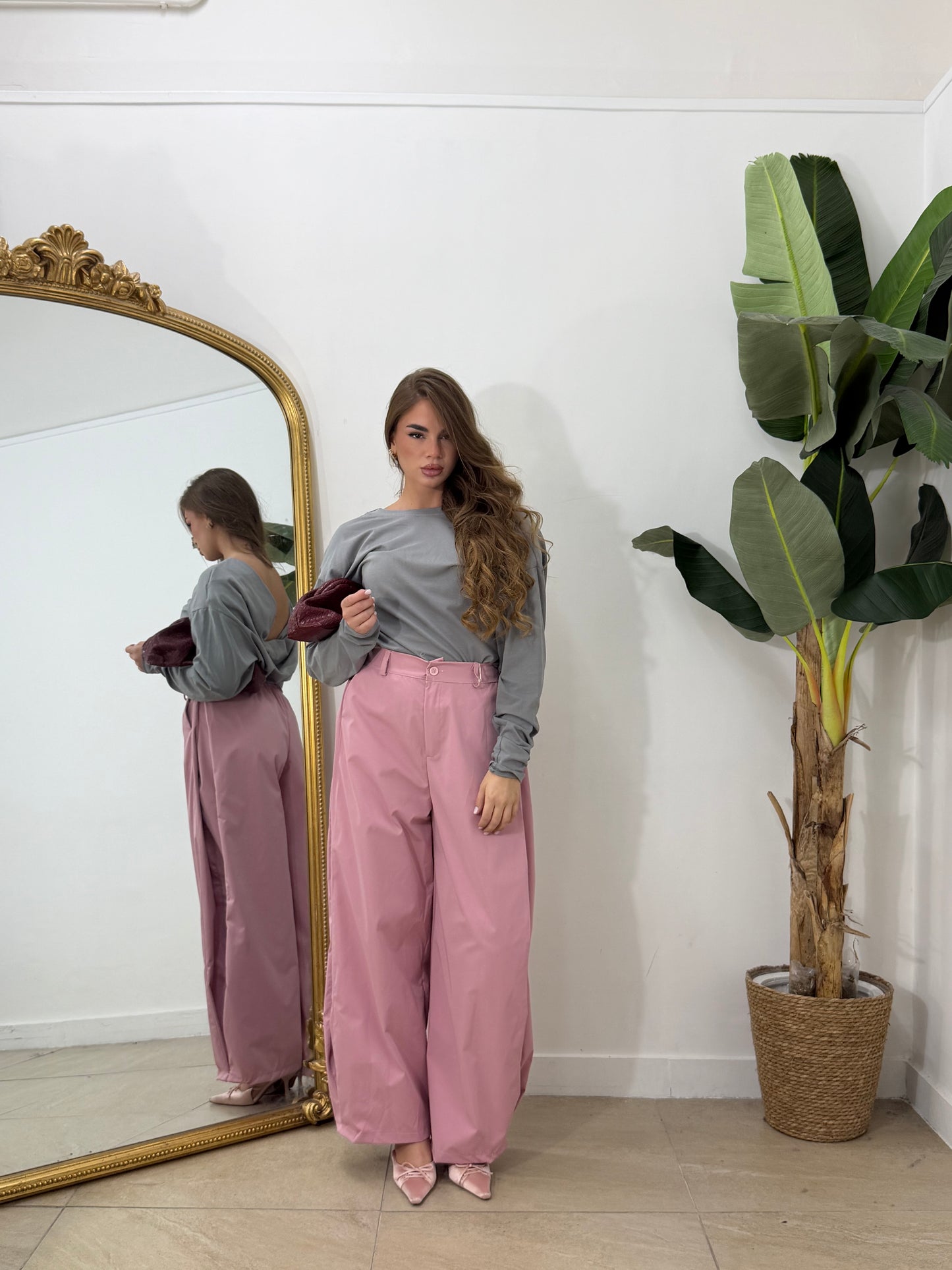 Shirt spalline grigia con schiena scoperta