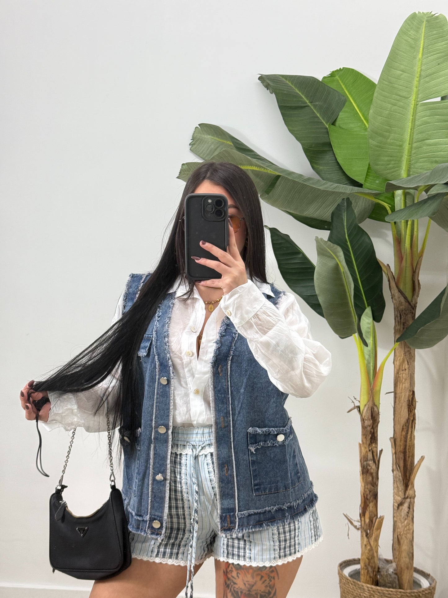 Gilet in denim sfrangiato