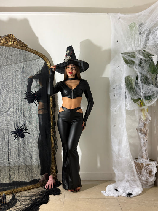 Coordinato “strega” in pelle nero