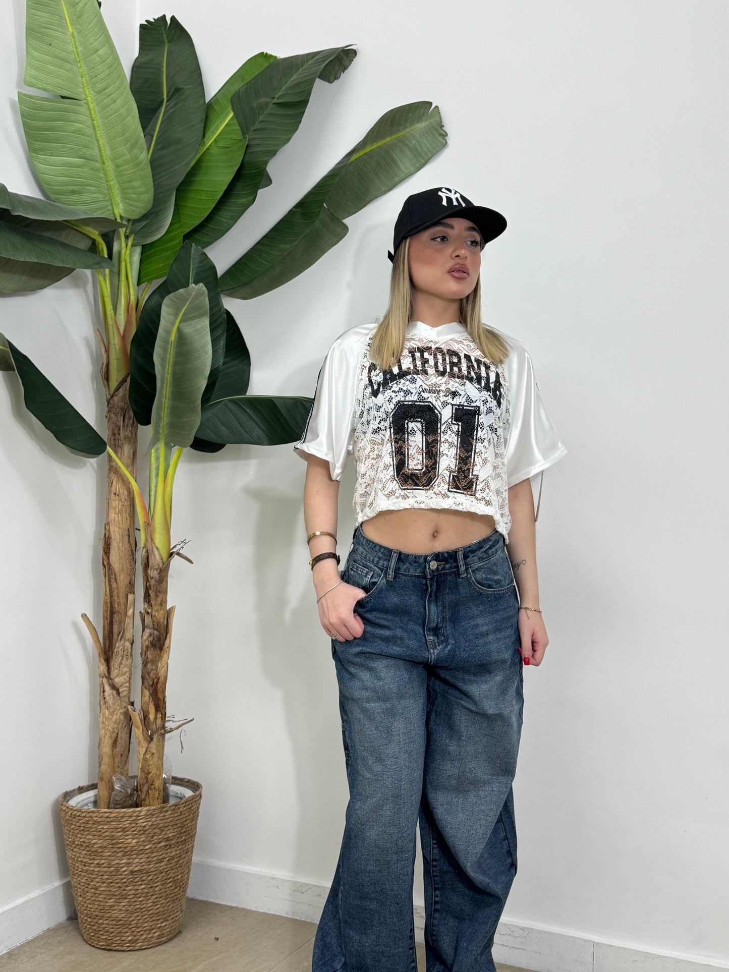 Shirt basket crop