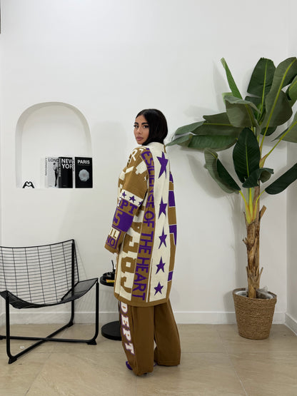 Set creatrive beige con cardigan