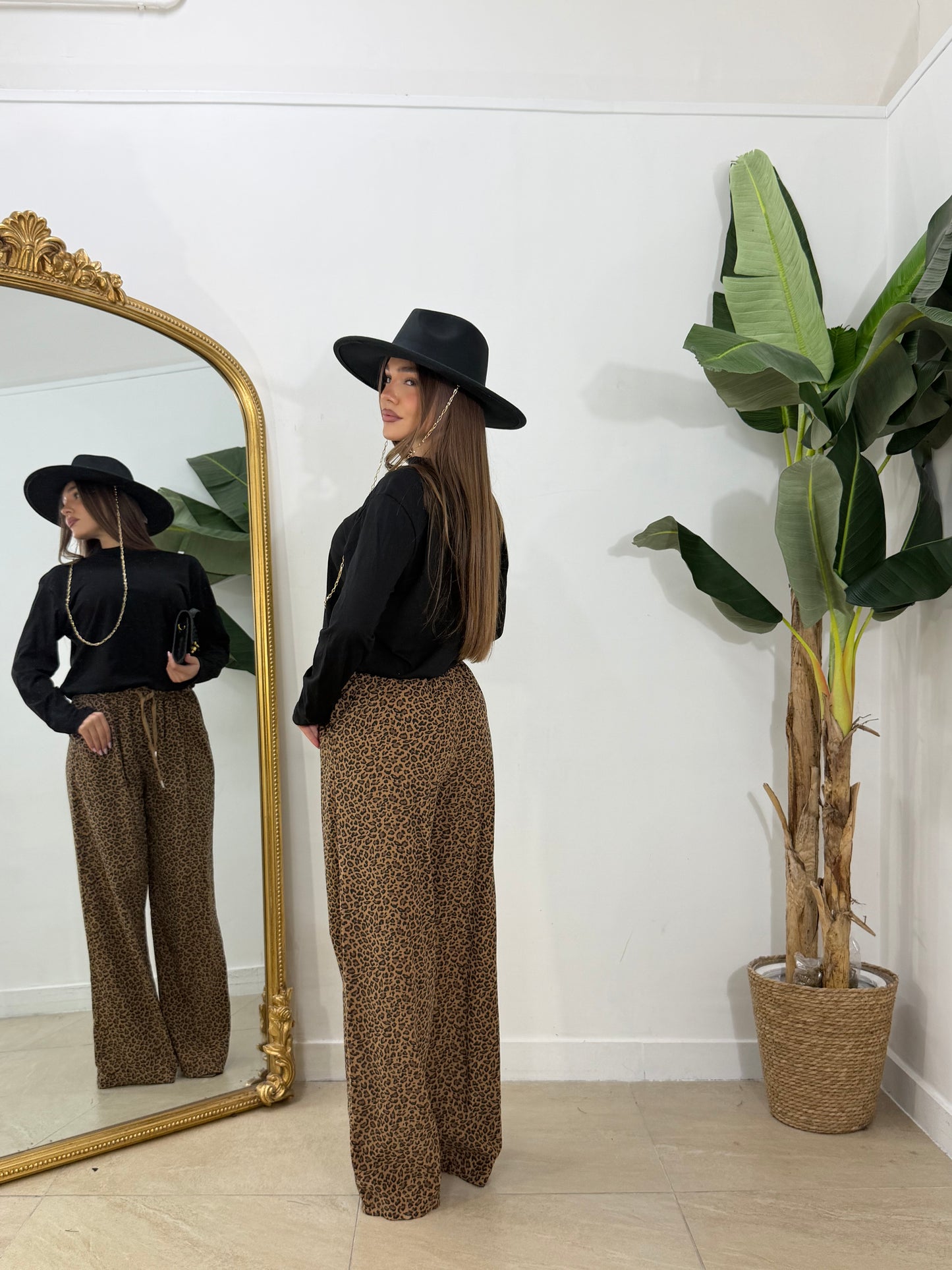 Jogger in camoscio animalier