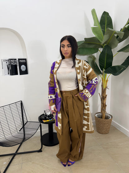 Set creatrive beige con cardigan