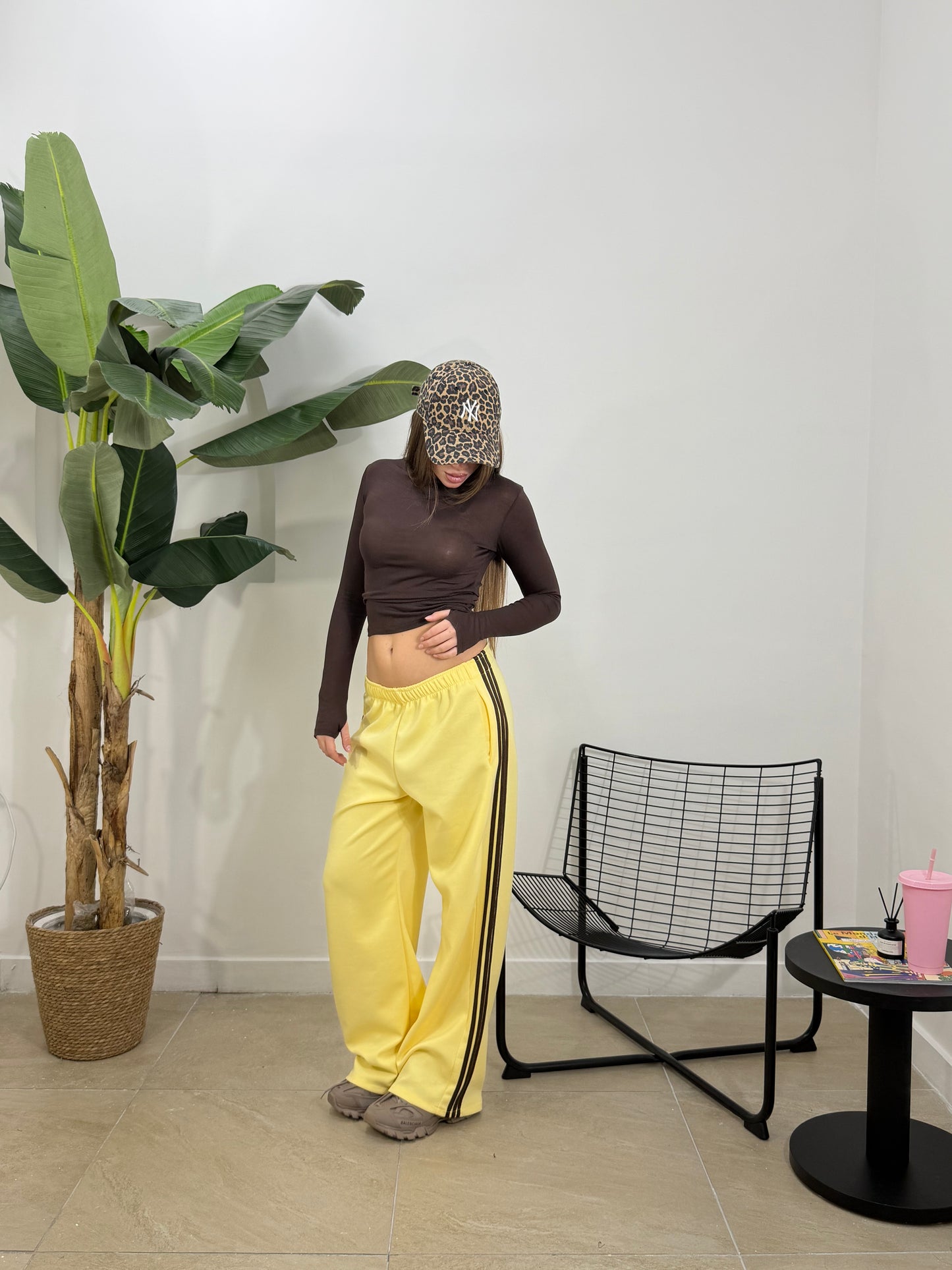 Pantatuta Mod Adidas giallo/marrone