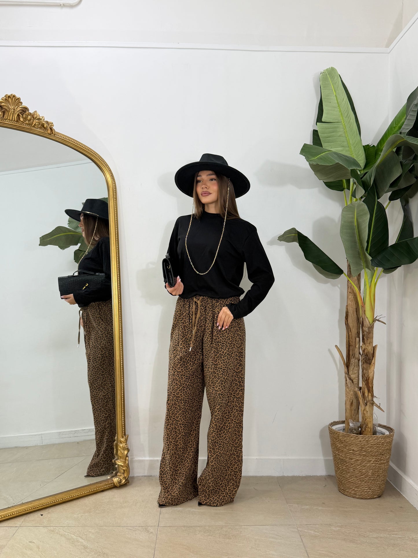 Jogger in camoscio animalier