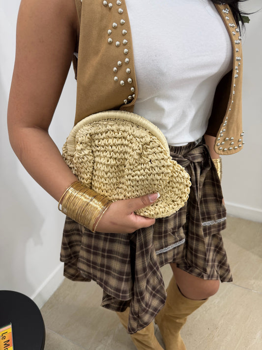 Clutch in paglia
