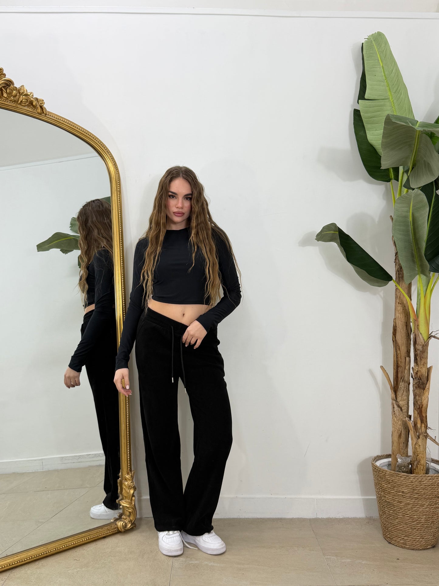 Pantatuta in camoscio a costine